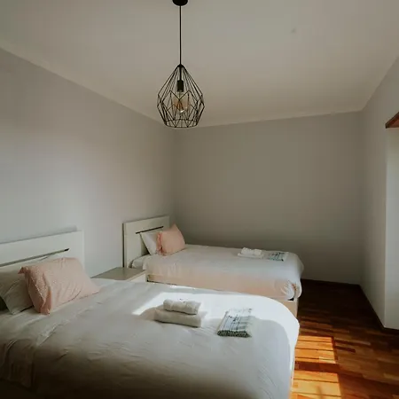 24 - Silver Coast Sunsets アパート