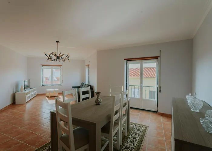 24 - Silver Coast Sunsets Apartment *